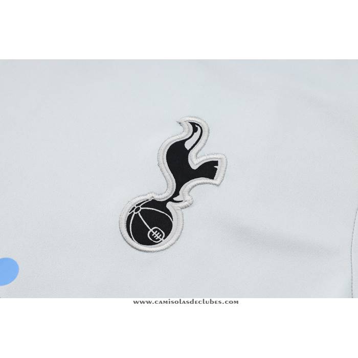 Fato de Treino
 Tottenham Hotspur 2024/25 Manga Curta
 Cinza
 - Calcas Curta

